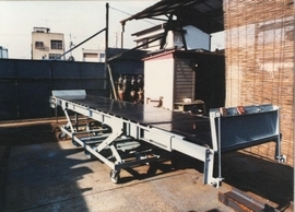 img002